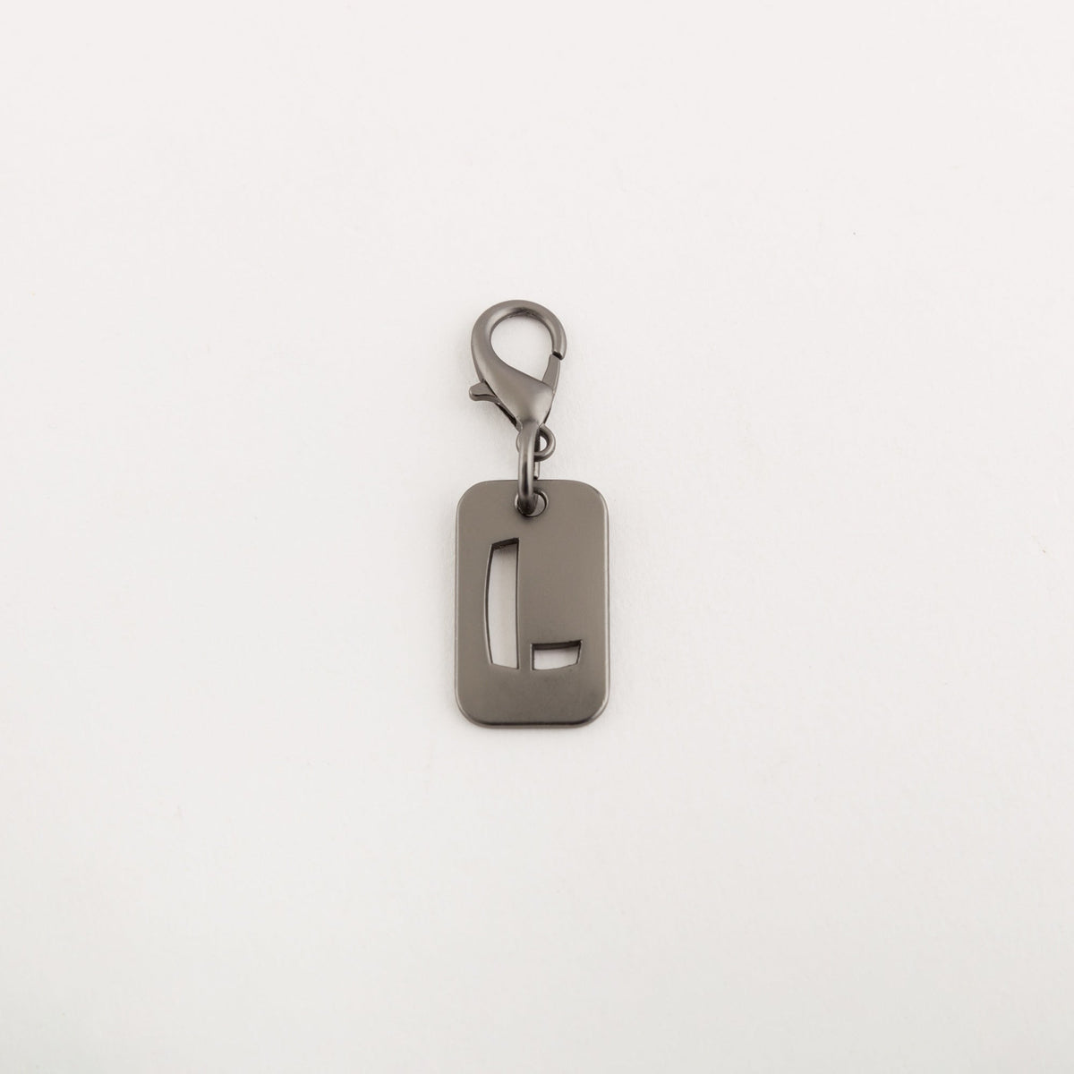 Carpisa Crna Gora – Milo pendant go - Charm – Gunmetal – AAD79409546 – Image 1