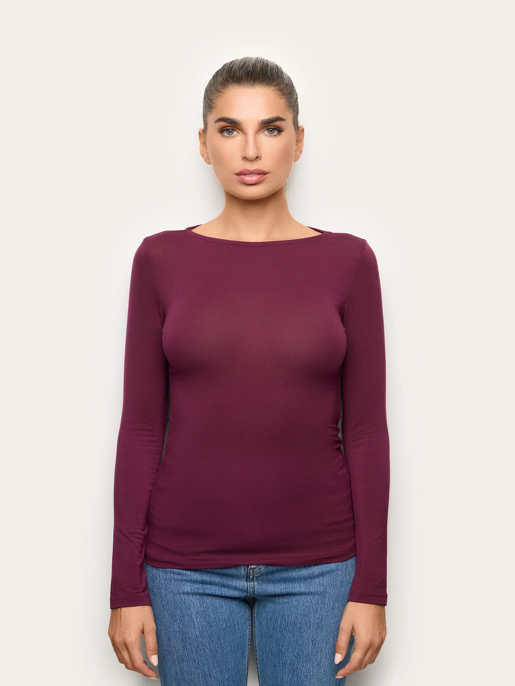 Yamamay Montenegro Long-sleeve boat neck T-shirt | AMAD193002837_02_e9339070-74ee-454d-b4e7-a717cbc8dc07.jpg