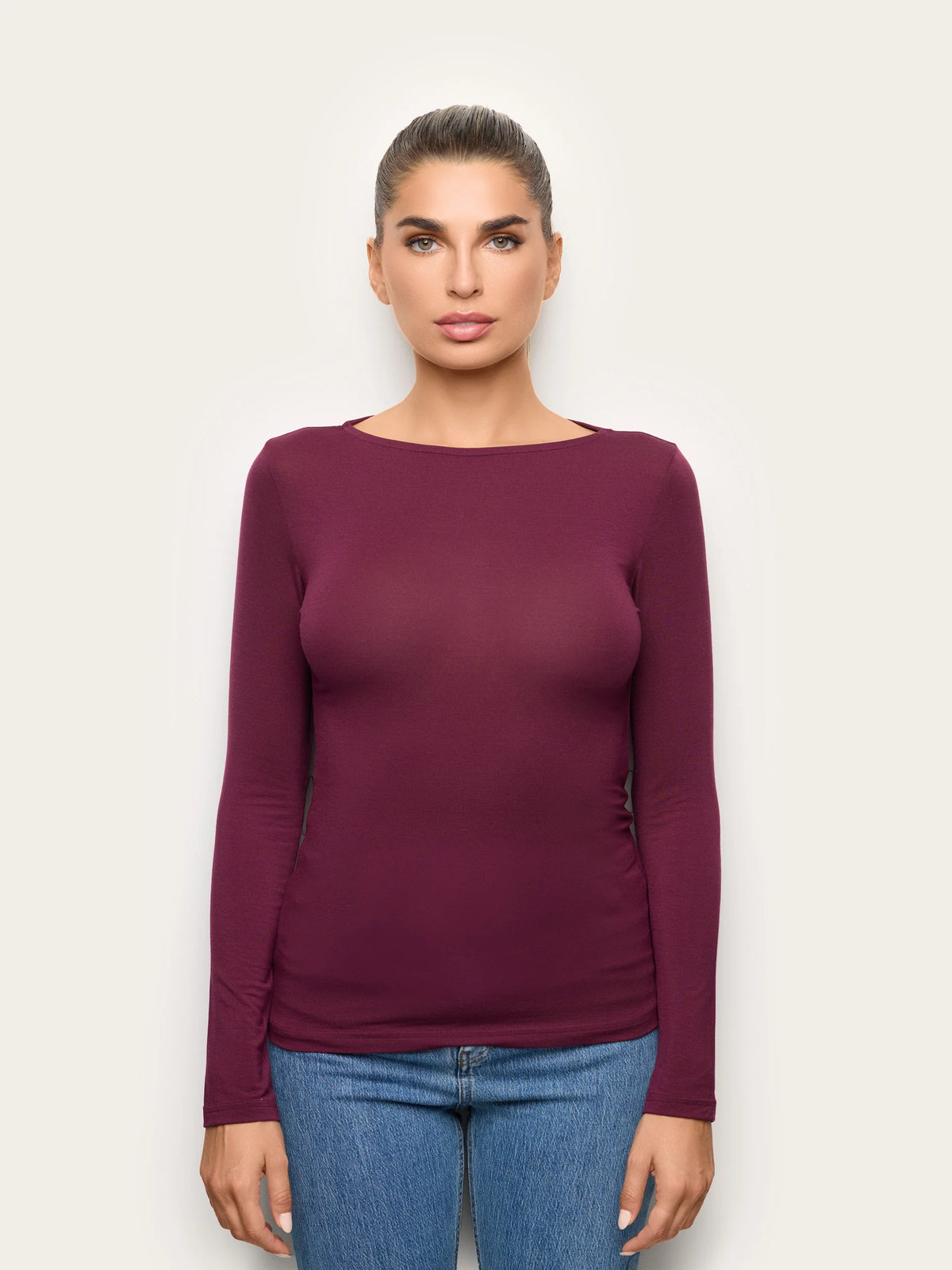 Yamamay Montenegro Long-sleeve boat neck T-shirt | AMAD193002837_02_e9339070-74ee-454d-b4e7-a717cbc8dc07.jpg