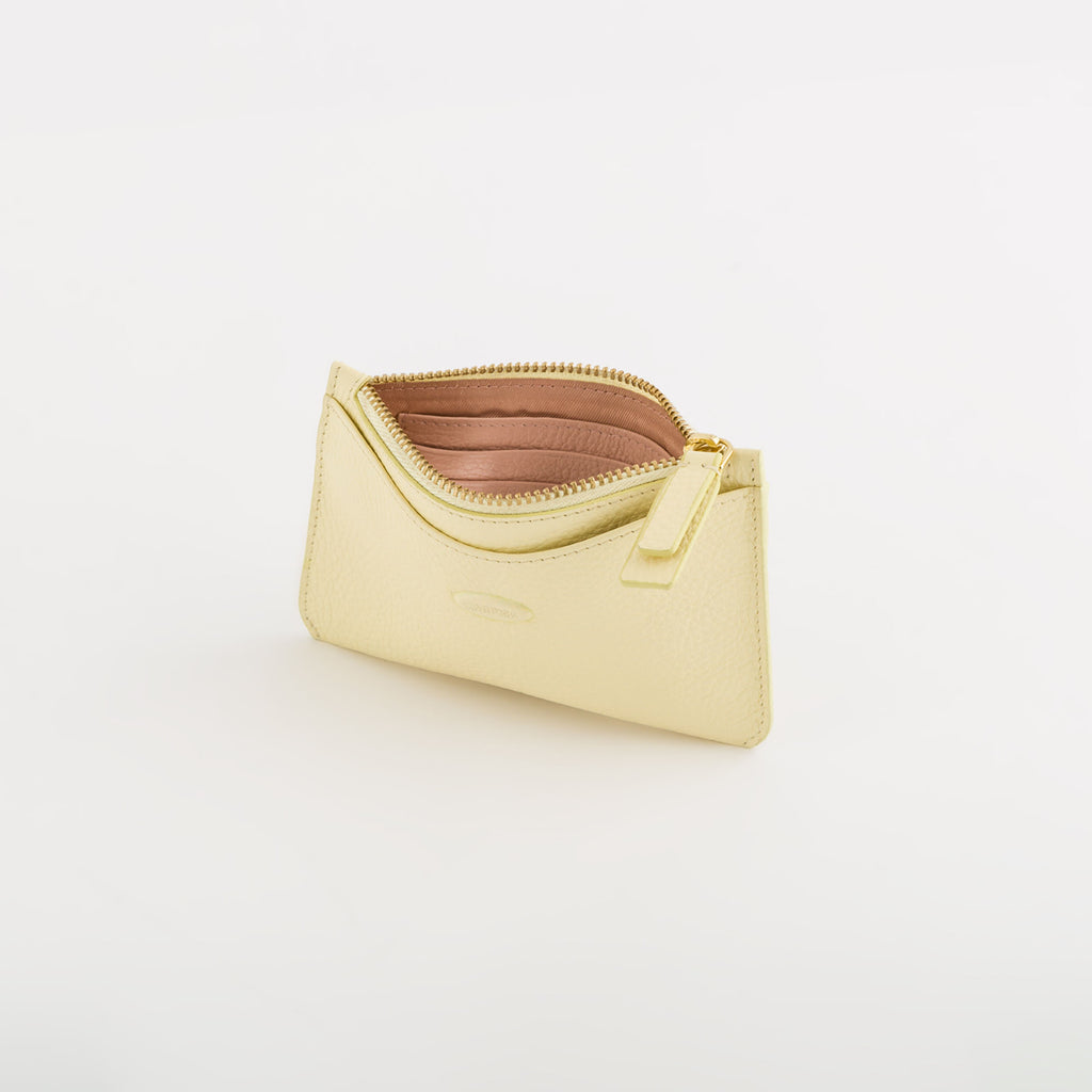 Carpisa Coin Purse with Keychain - Delta Spring â€“ APC7520544573401_03 â€“ APC75205445