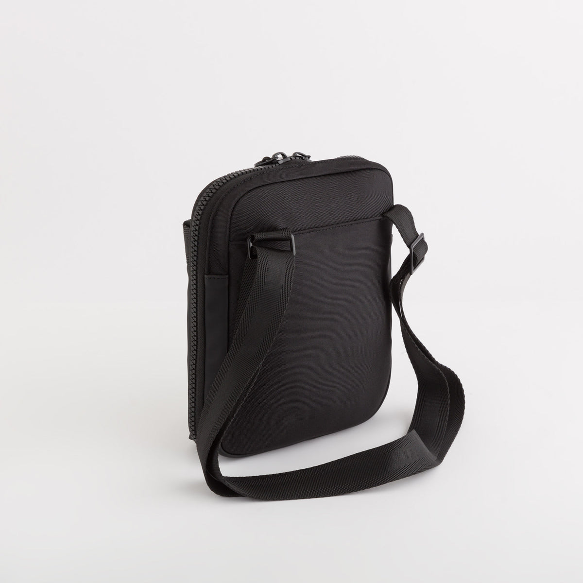 Carpisa Shoulder Bag - Maverick GO â€“ BTC6590344500101_02 â€“ BTC65903445