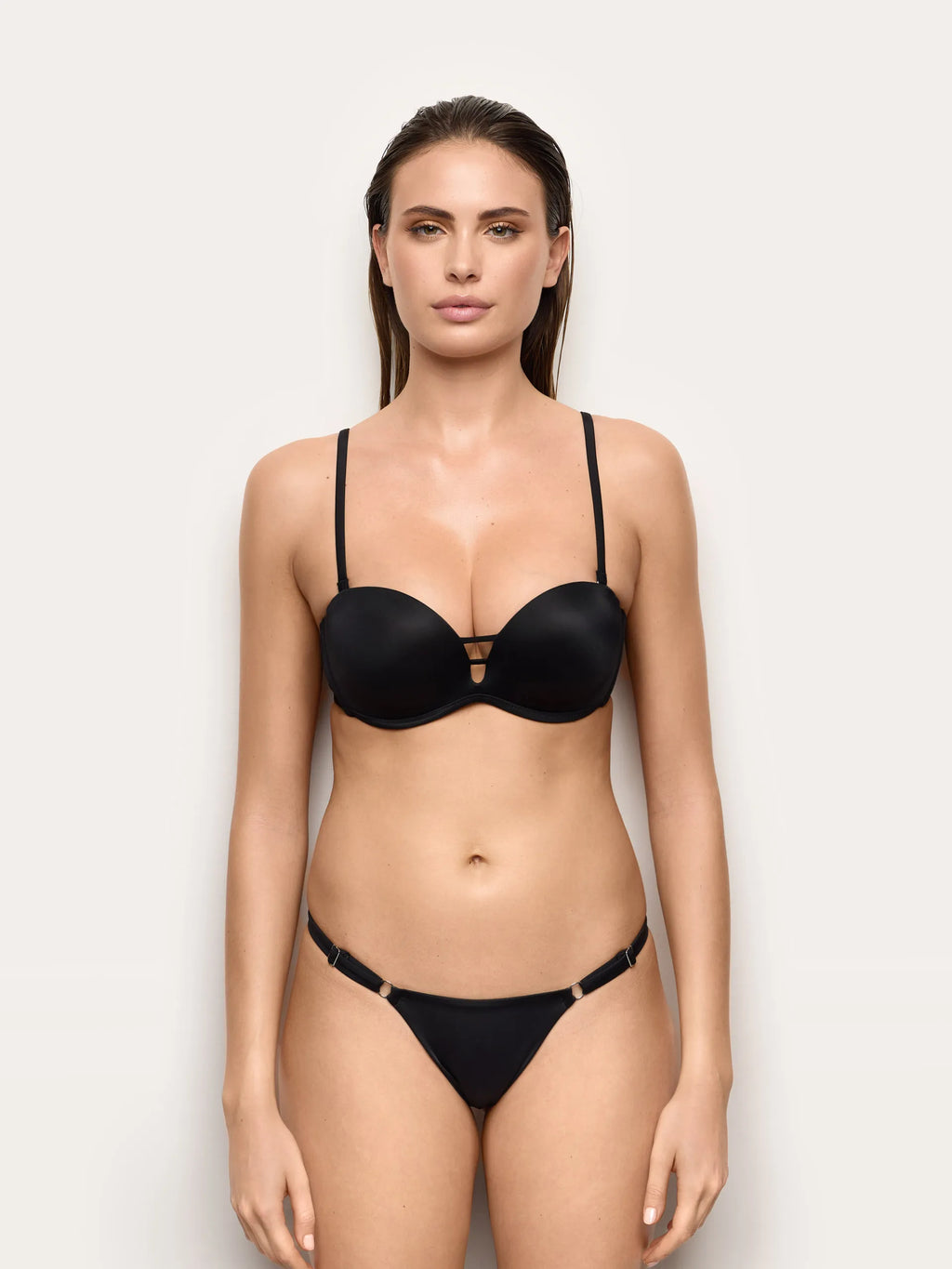 Yamamay Montenegro G-string bottom | CPED192001_072_02.jpg