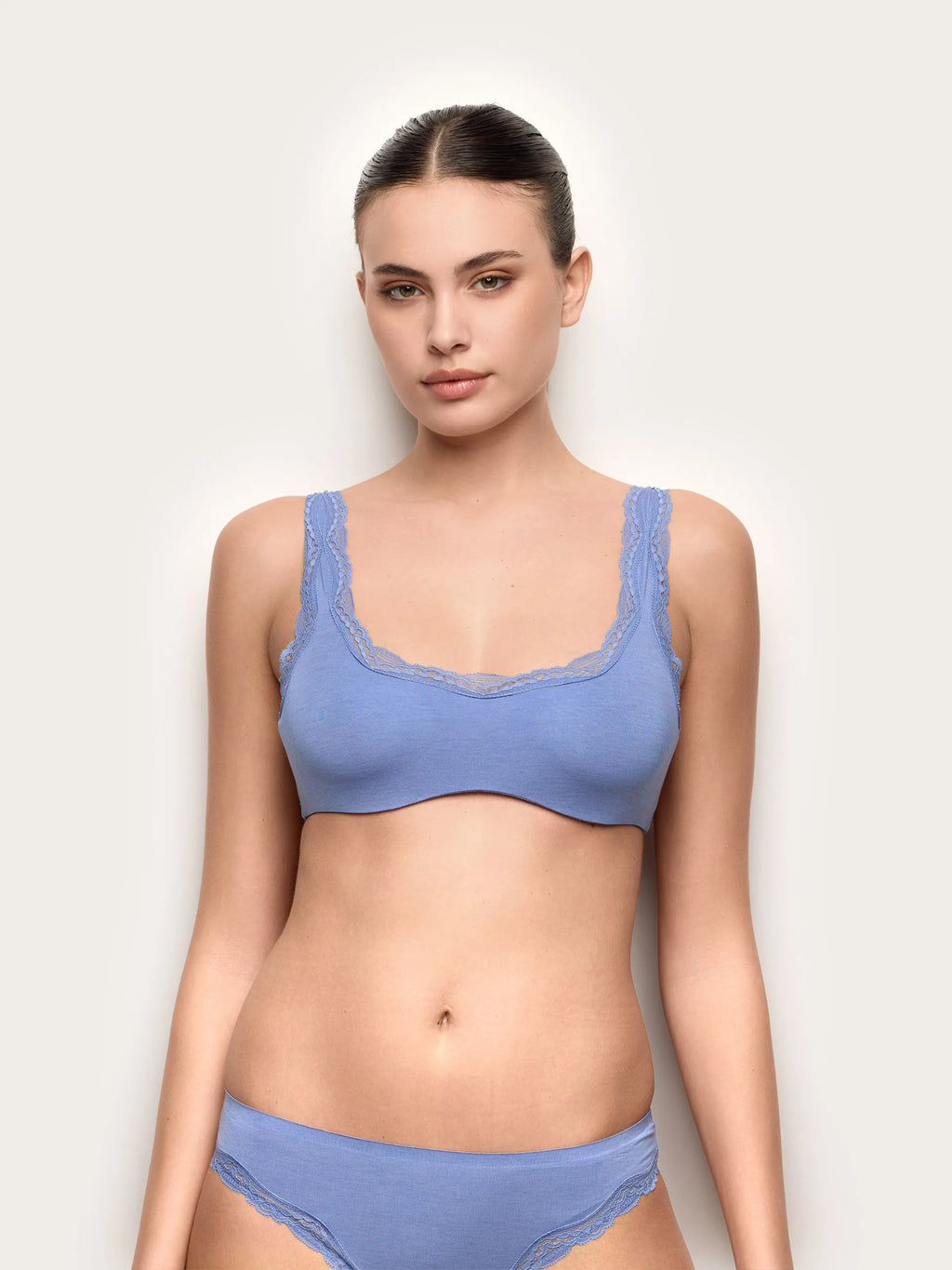 Yamamay Montenegro Bralette | IBRD191009_038_01.jpg