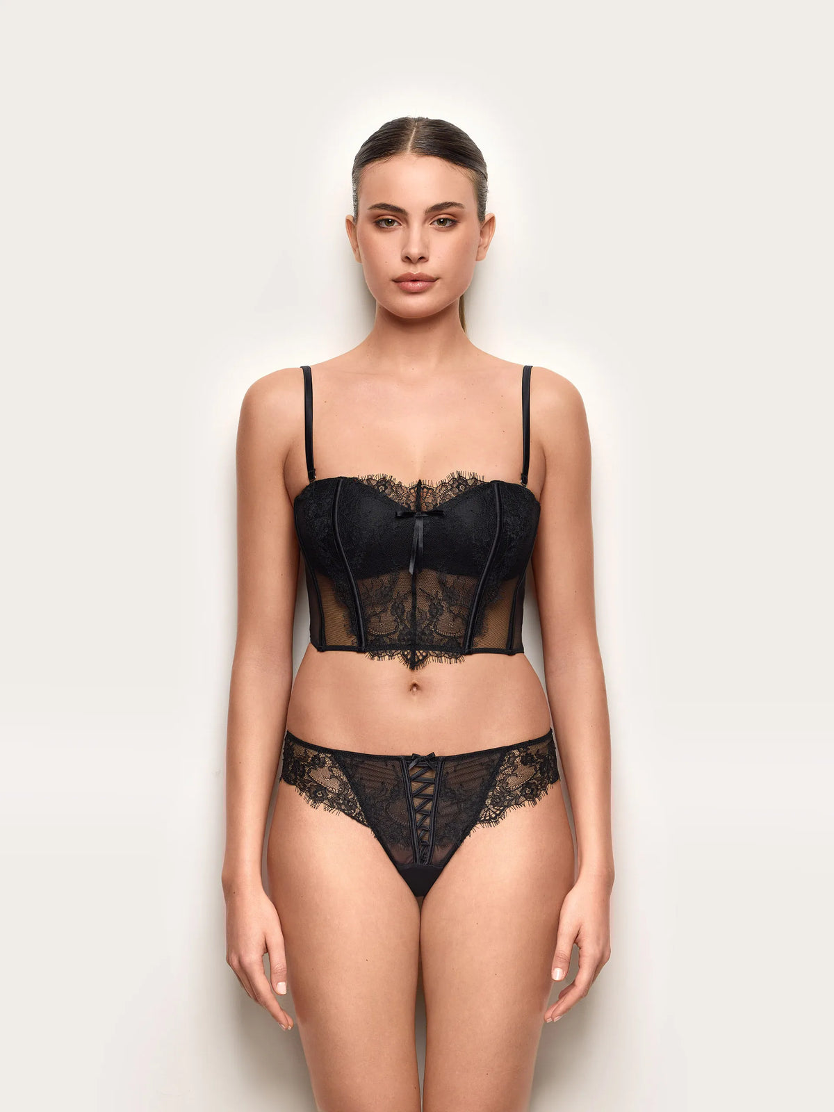 Yamamay Montenegro G-string French knickers | ICUD191005_072_02.jpg