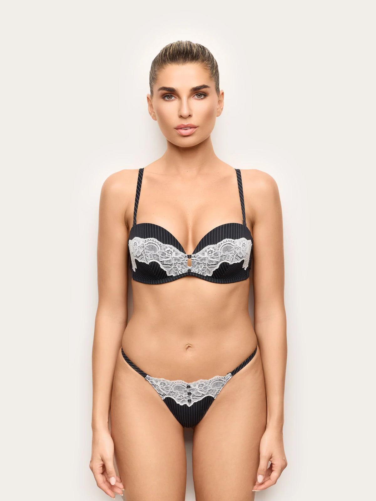 Yamamay Montenegro G-string | IPED193007128_02.jpg