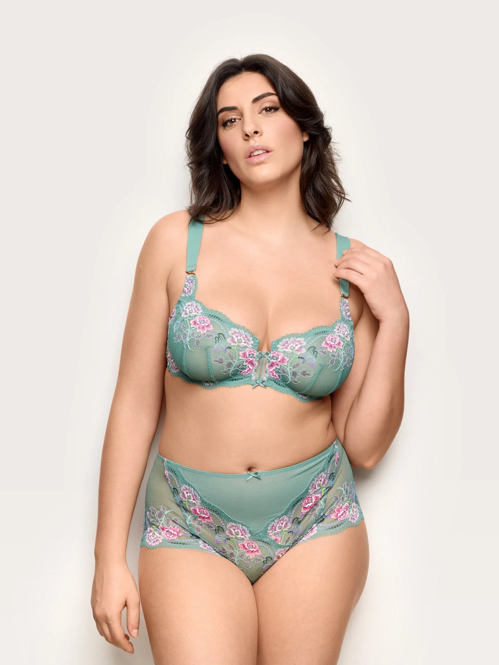 Yamamay Montenegro High-waist bottom | ISLD191012_120_01.jpg