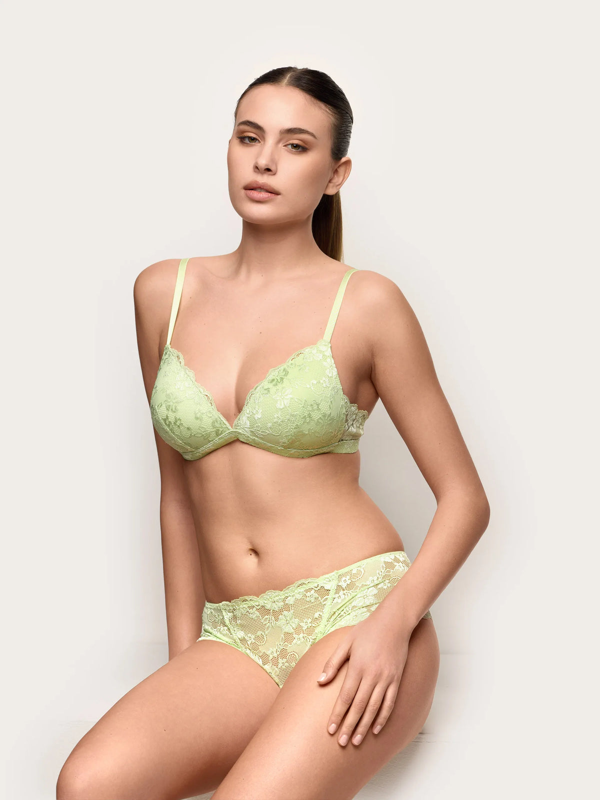 Yamamay Montenegro Padded triangle push up | ITRD191002_109_01.jpg