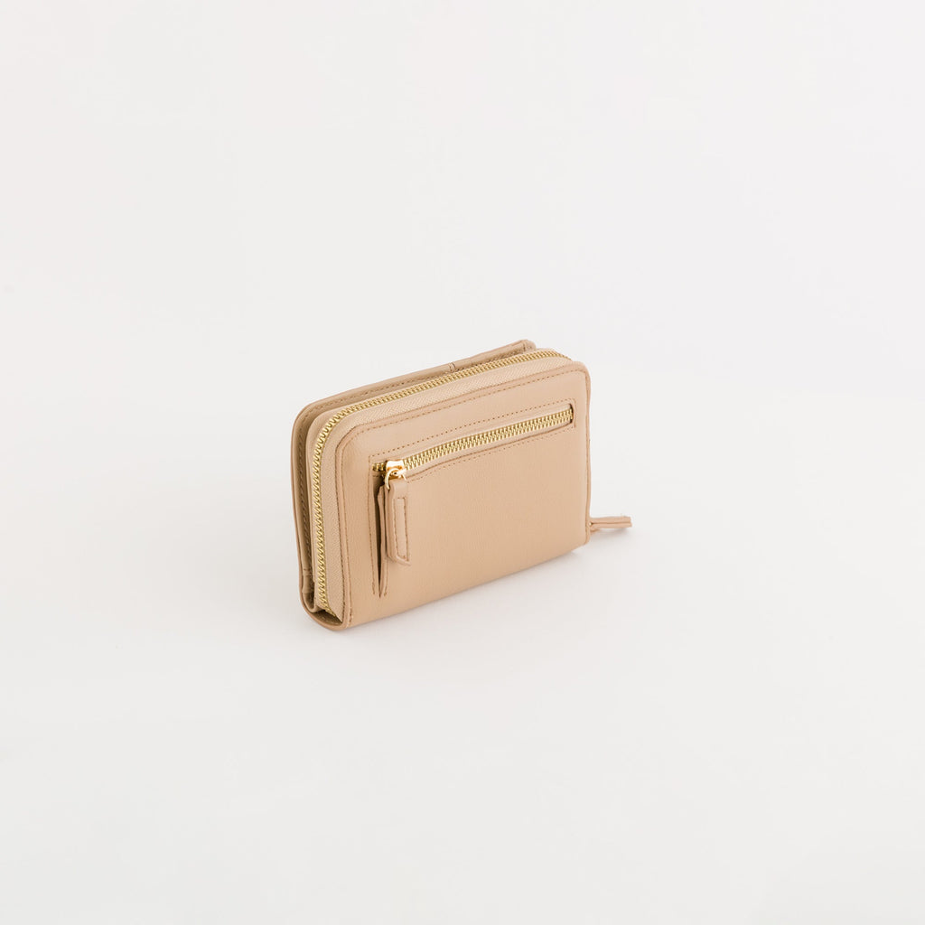 Carpisa Crna Gora – Dafne wallet v3 - Women's Medium Wallet – Sand – PDD71306546 – Image 2