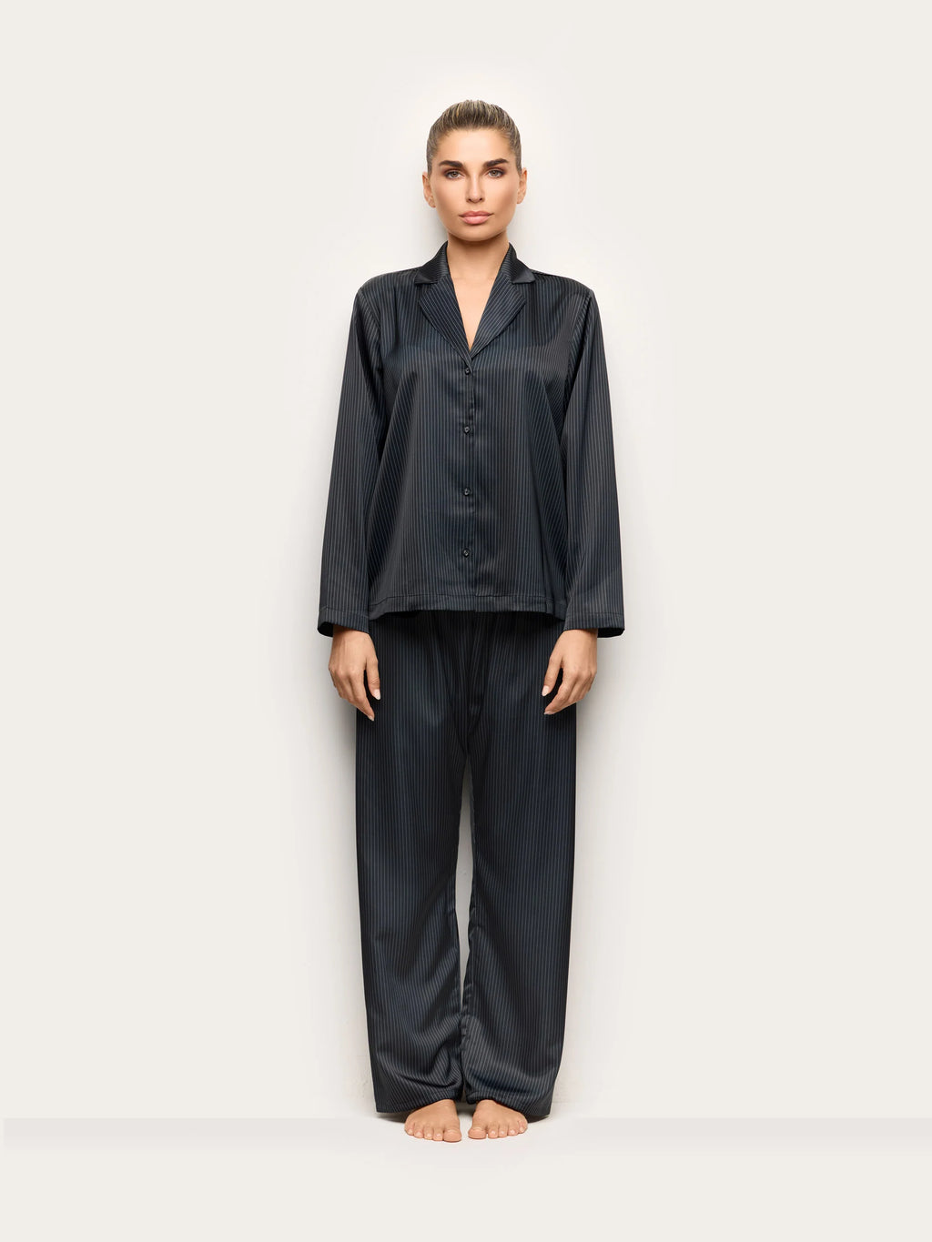 Yamamay Montenegro Long-Pyjamas with front open | PPRD193003128_02.jpg