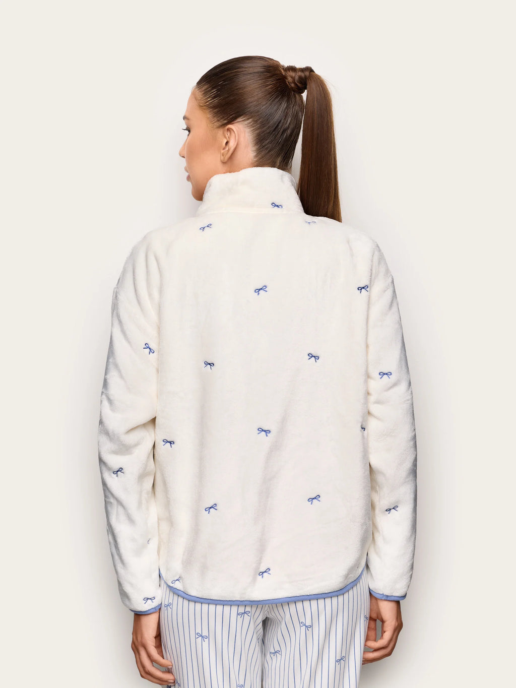 Yamamay Montenegro Bed jacket | PVED193002244_05_e1eeb69c-6629-471d-b33c-c9783f7526fc.jpg