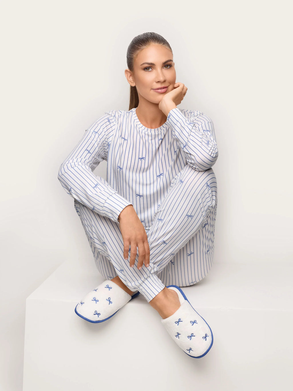 Yamamay Montenegro Slippers | SPFD193001244_01_bebdfa95-8cee-4bce-b87d-03c9f3371605.jpg